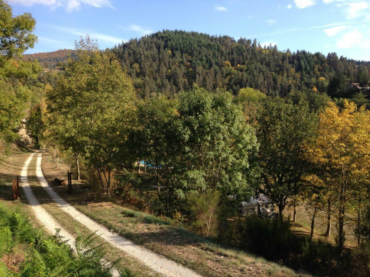 Hotel Domaine De Clarat Lafarre  Esterno foto